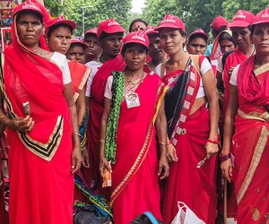 Several mid-day meal workers from the villages of Seonia block in Madhya Pradesh are here demanding better wages. 