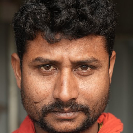 Sajan Kumar is a Commercial vehicle driver (drives mini trucks) from Ramnagar Diara, Athmalgola, Patna, Bihar