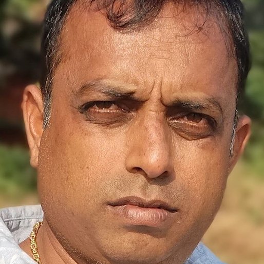 Savio D'Souza is a Boat operator for a private tour company from Candolim, Bardez, North Goa, Goa