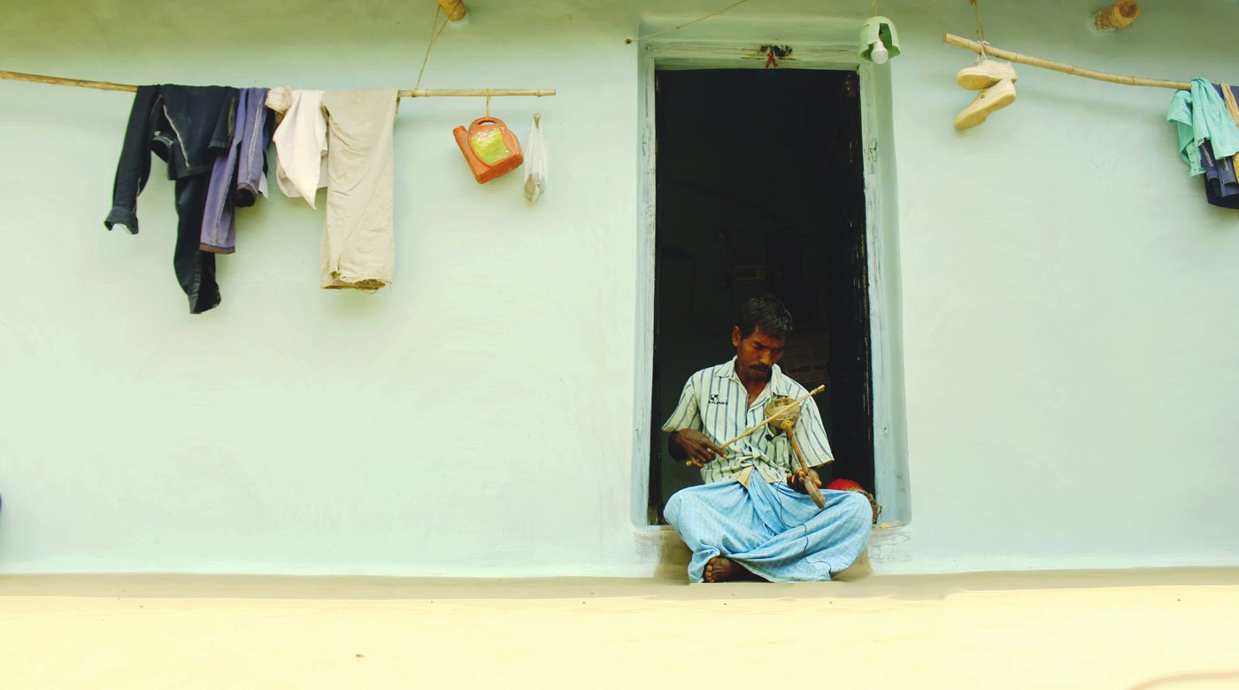 Musical instruments popular with, and rooted in, Adivasi societies are in decline. And the reasons for this in West Bengal’s Birbhum district go beyond the cultural

