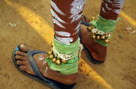 Drums, cymbals, bells – dancers at the farmers' march