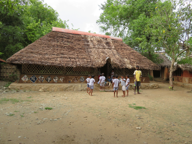 Children at the Thulir primary school 