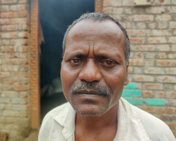 Babasaheb (left) and Sangita Hattagale are waiting for their son who went missing after he migrated to work on a sugarcane farm in Belagavi