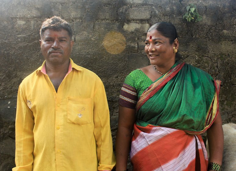 Some of the family members (left to right) –  Sangeeta (Ramdas's wife), Jayshri, grandkids, and Waman (in the doorway). Right: Sukhdev is 'pagal about films' says Jayshri

