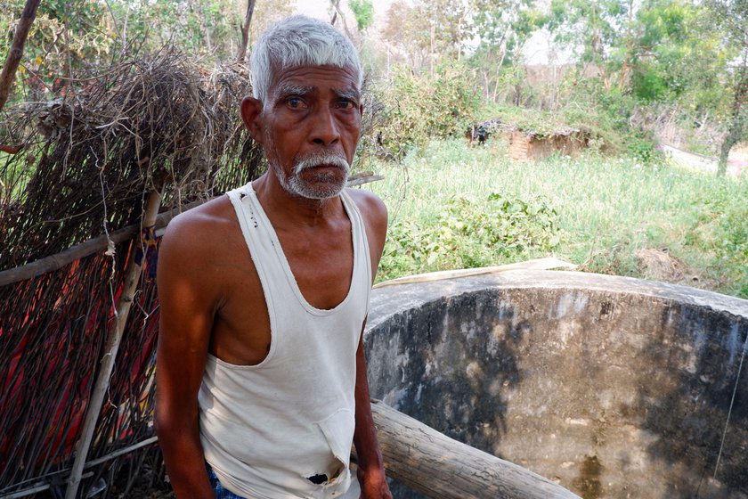 Left and Right: Lakhan Ram, Savita’s father-in-law, next to the well which has dried up. Checharia has been facing a water crisis for more than a decade