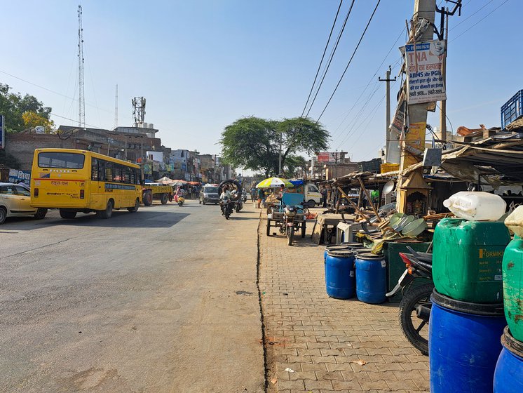 They sell ironware like kitchen utensils and agricultural implements including sieves, hammers, hoes, axe heads, chisels, kadhais , cleavers and much more. Their home (and workplace) is right by the road in the market