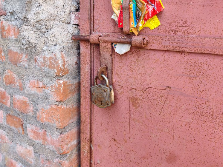 A locked Primary Agriculture Credit Society (PACS) centre in Khapura, where farmers can sell their paddy. Procurement by the PACS centres has been low in Bihar