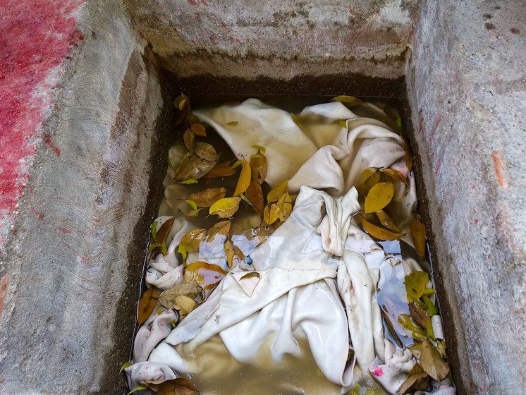 These hides are soaked for three days in water mixed with baking soda, alum, and salt to make them soft and amenable to colour