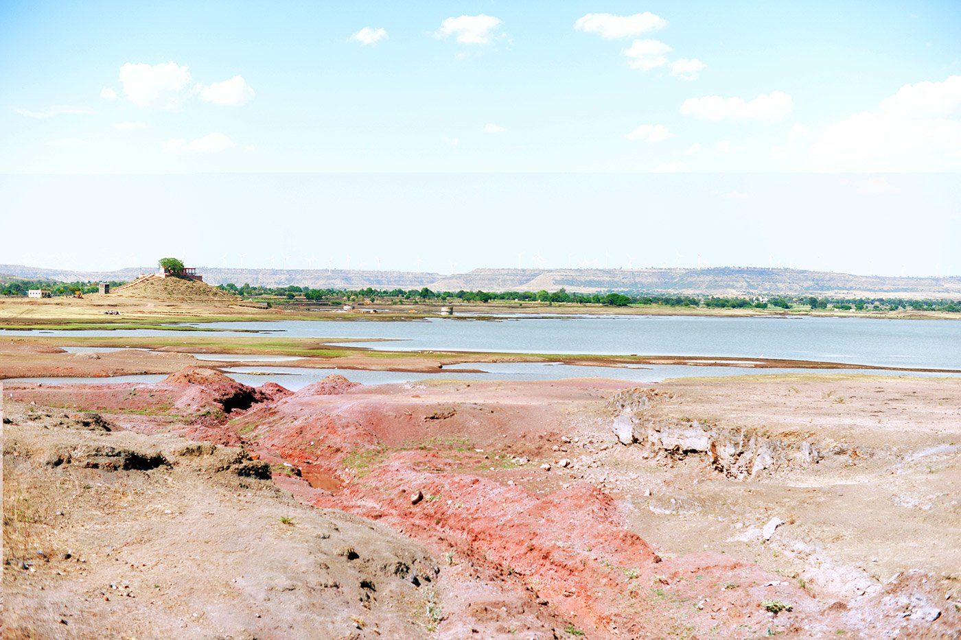 Dried up lake