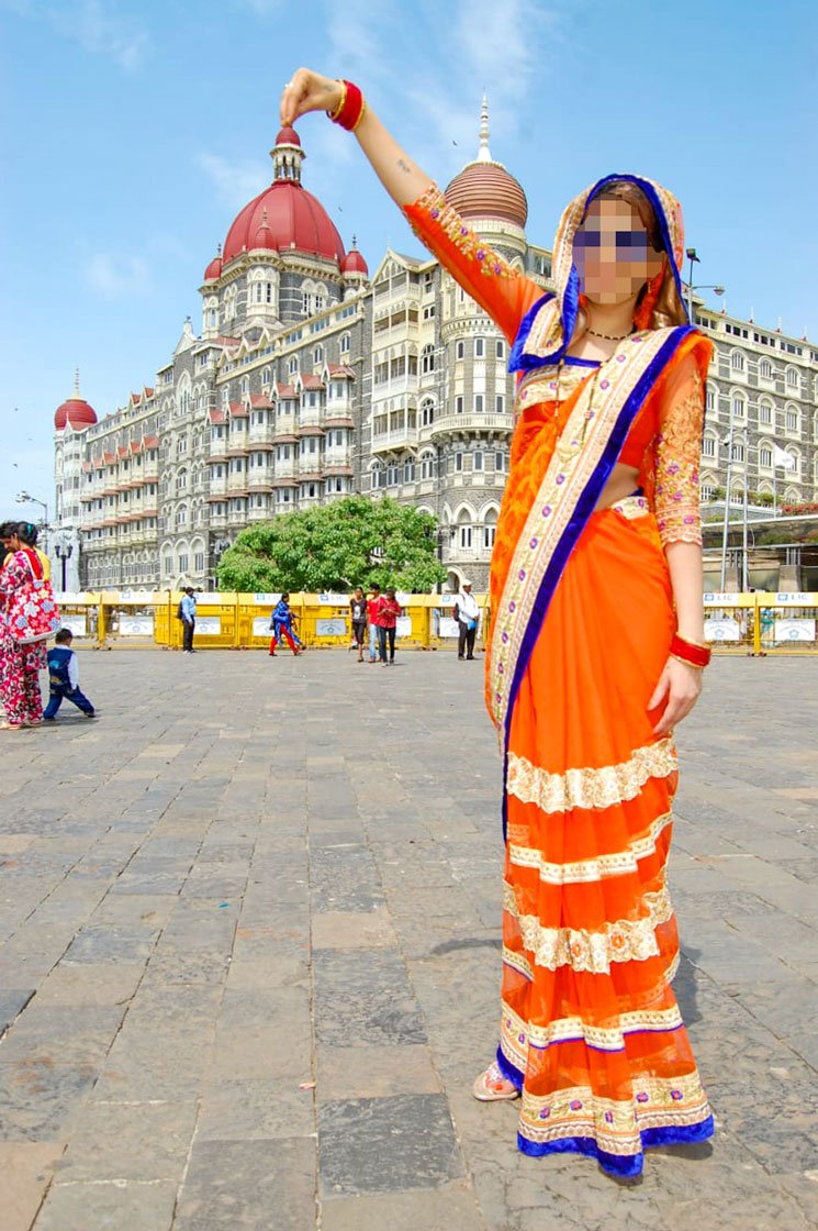 'Our speciality was clicking photos in such a way that in the image it looks like you are touching [the top of] Gateway or the Taj Hotel'