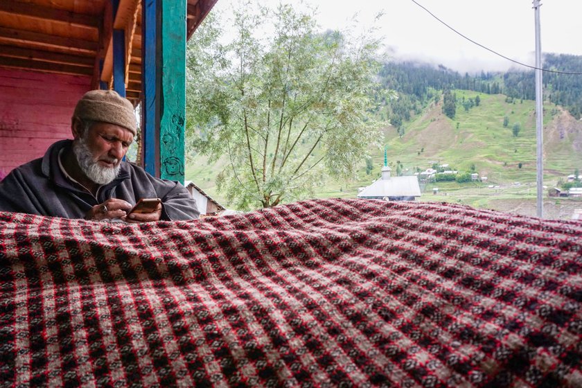 Right: Abdul Qadir with a charkhana patterned fabric