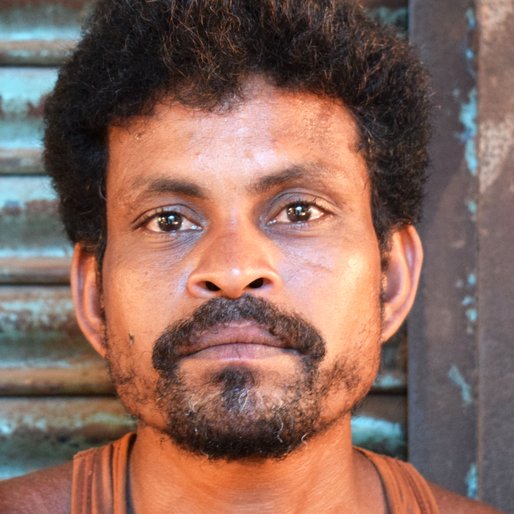 PURNA MALIK is a Vegetable vendor from Chandi, Bishnupur - II, South 24 Parganas, West Bengal