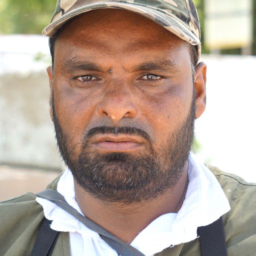 Gani Sama is a Boatman and bird guide at the Nal Sarovar Lake from Vekariya, Viramgam, Ahmedabad, Gujarat