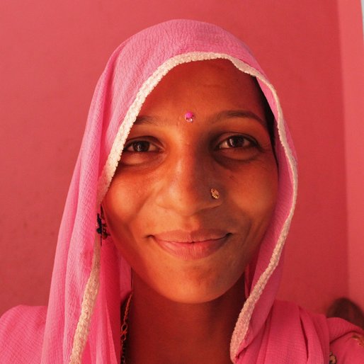 Shweta Prajapat is a Tailor and homemaker from Gawalison, Matenhail, Jhajjar, Haryana