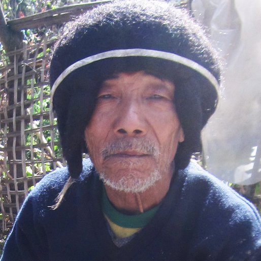 CHUMBI MEGEJI is a Honey collector from Thungri, Kalaktang, West Kameng, Arunachal Pradesh