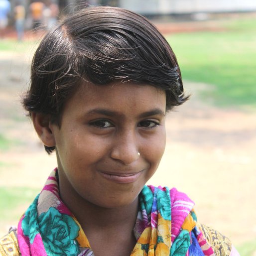 Brishti Khatun is a Class 5 student from Rahigram, Khargram, Murshidabad, West Bengal