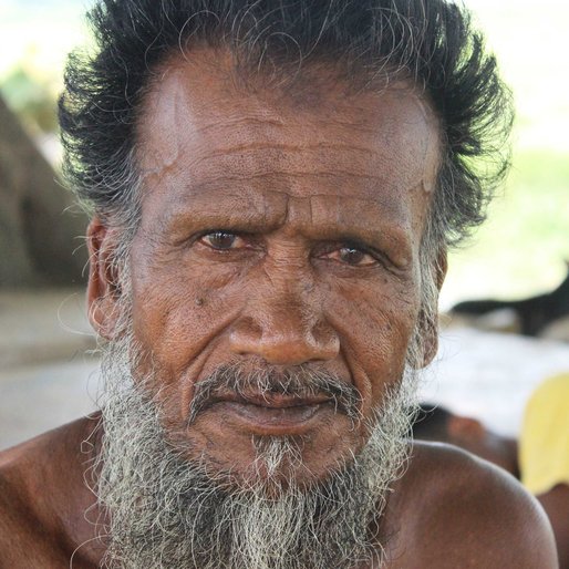 Salim Khan is a Farmer from Sashpara, Kandi, Murshidabad, West Bengal