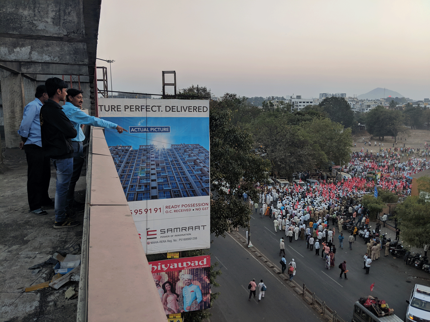 Top angle of farmers' march