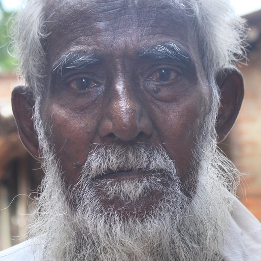 Seikh Sayed Rahman is a Cook from Shyampur, Pursura, Hooghly, West Bengal