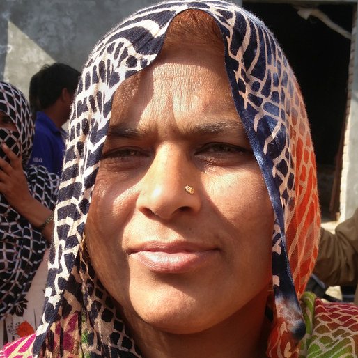 Sheila Ranbir is a Cooks mid-day meals at the <em>anganwadi</em> from Bichpari, Mundlana, Sonipat, Haryana